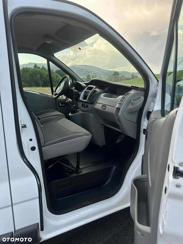 Opel Vivaro - 21
