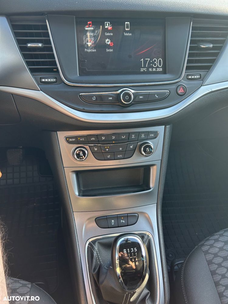 Opel Astra 1.4 Turbo ECOTEC Dynamic - 12