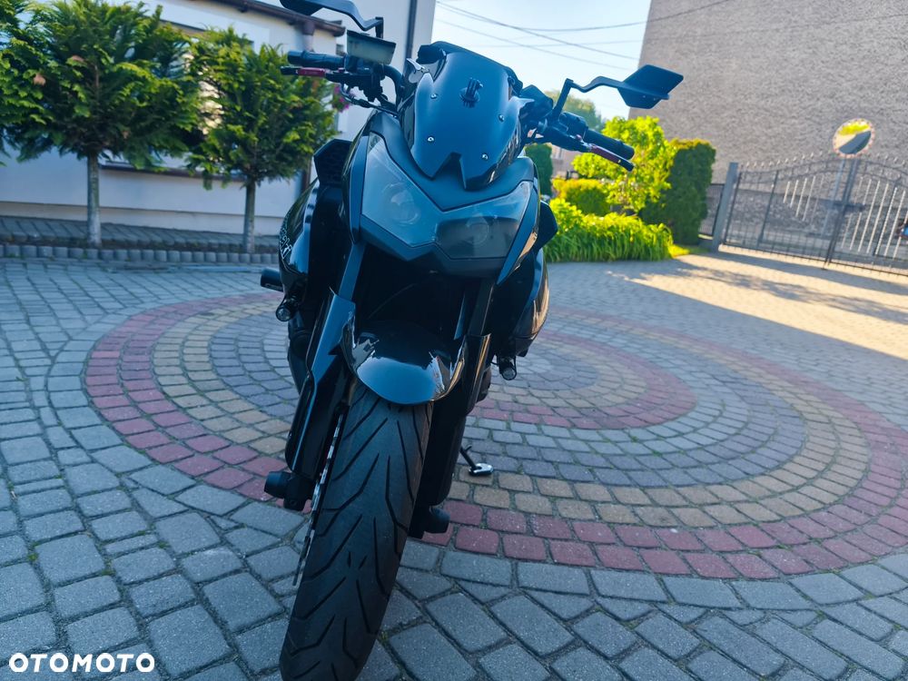 Kawasaki Z - 11