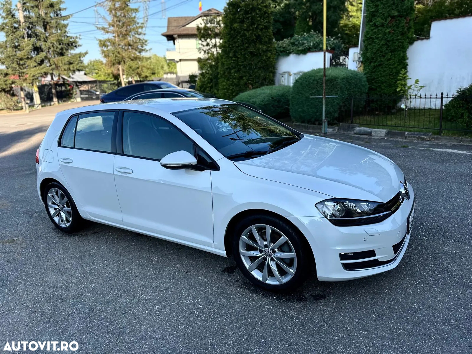 Volkswagen Golf 2.0 TDI (BlueMotion Technology) Highline - 22