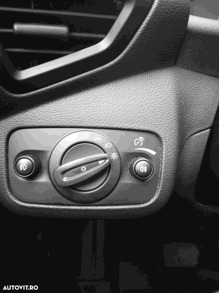 Ford Kuga 2.0 TDCi Powershift 4WD Titanium - 14