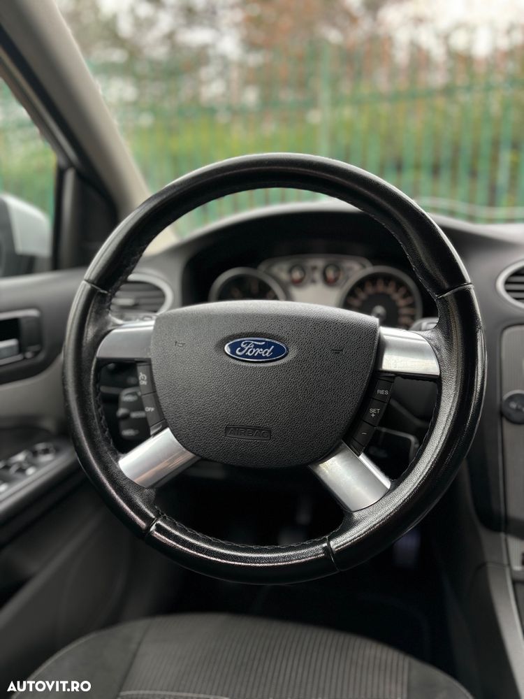 Ford Focus 2.0 TDCi Sport - 21