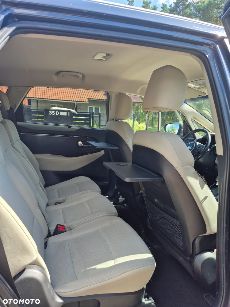 Kia Carens 1.7 CRDi Spirit - 14