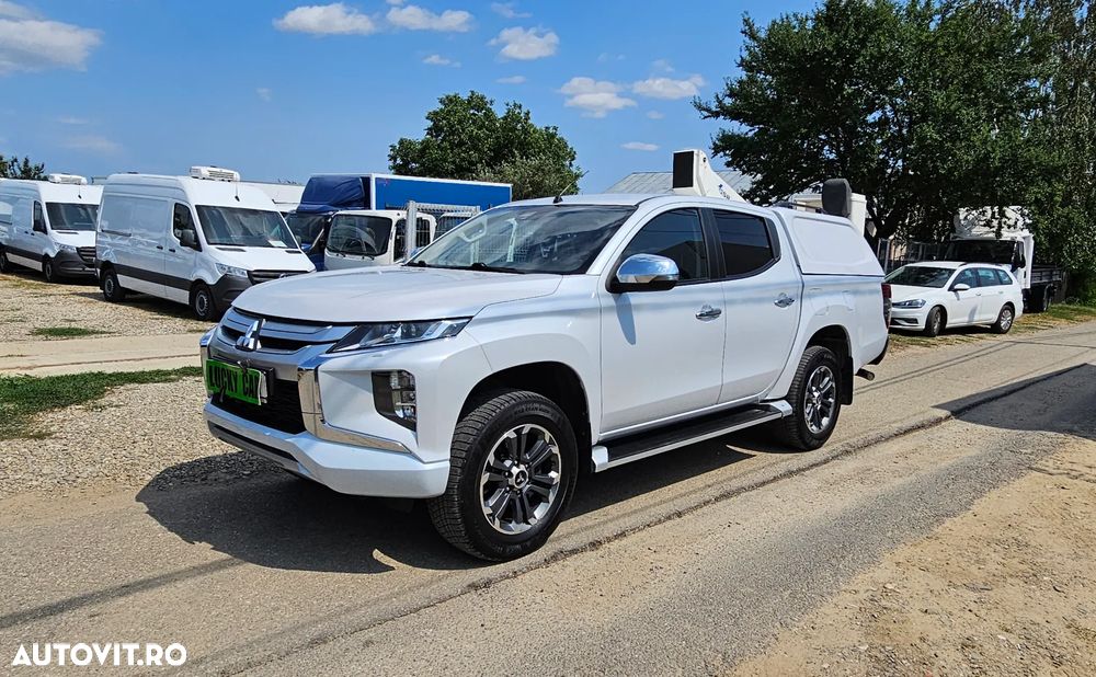 Mitsubishi L200 Double Cab 2.2 DI-D A/T Intense - 1