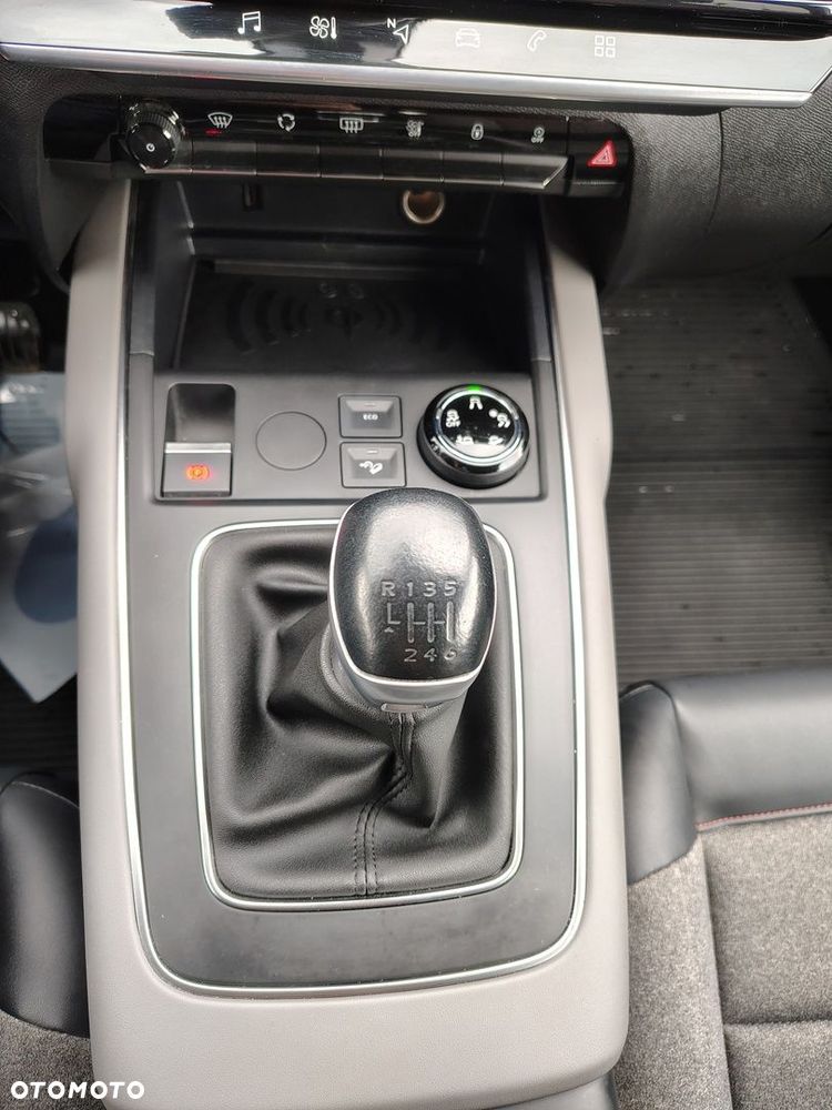 Citroën C5 Aircross 1.2 PureTech Feel - 16