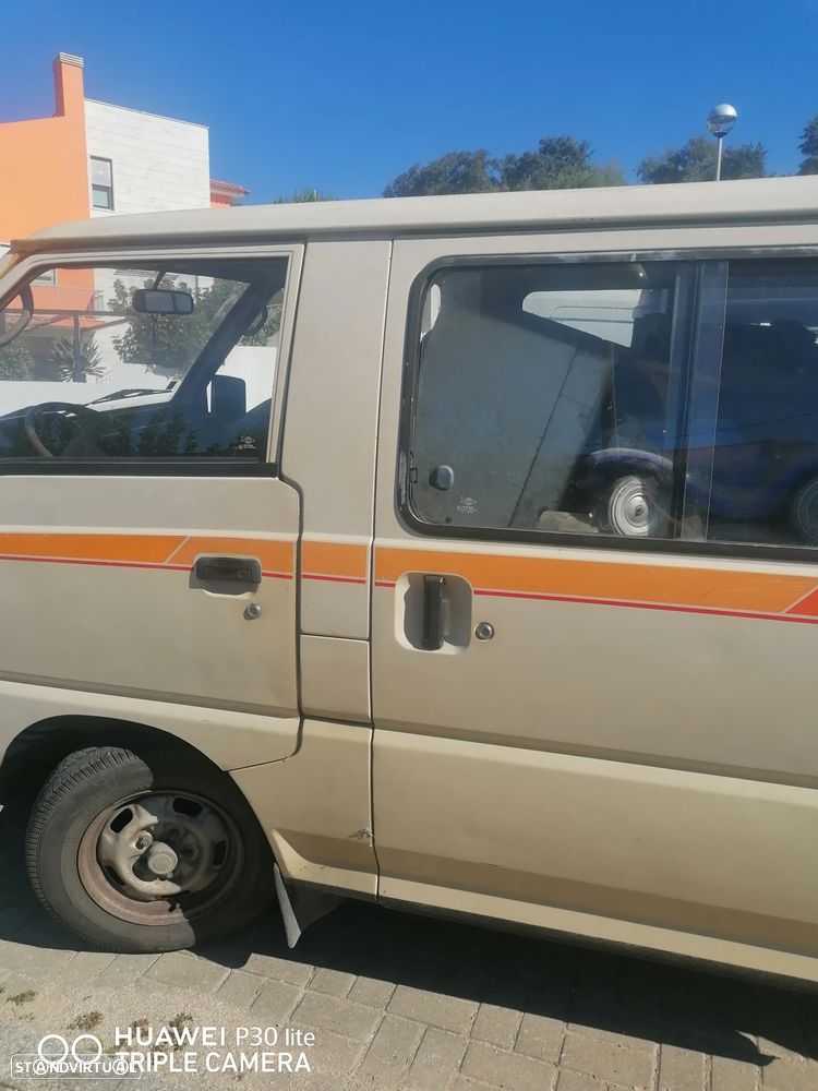 Mitsubishi L300 - 6