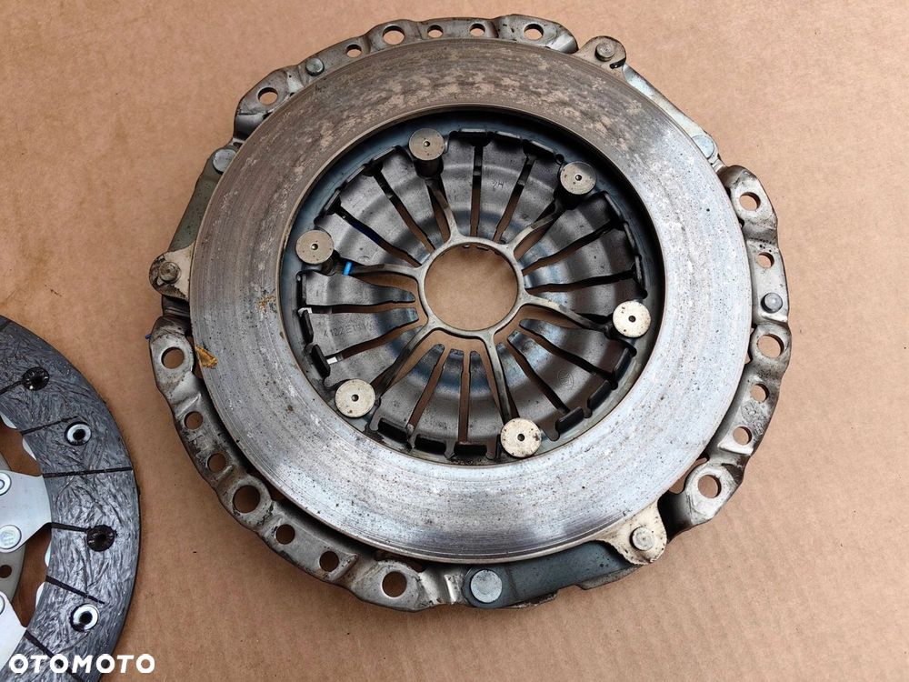 Sprzęgło kompletne BMW e81 e82 e87 e88 e90 e91 e92 e93 N45 1.6i 7526268 - 11
