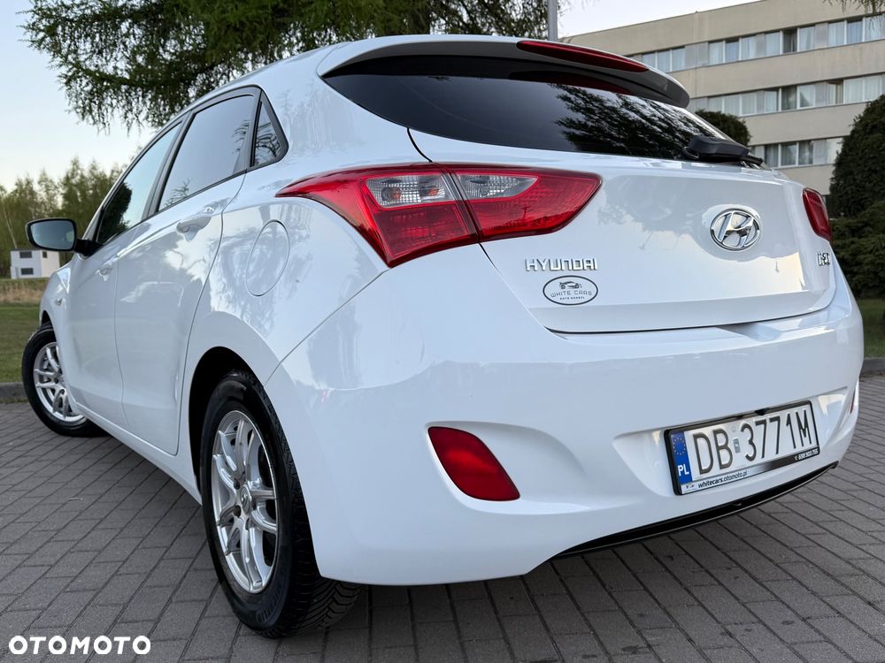 Hyundai i30 blue 1.4 Style - 4