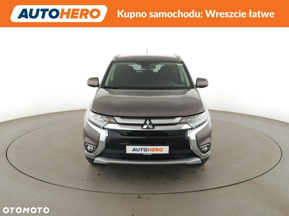 Mitsubishi Outlander 2.0 2WD SUV-Star - 12