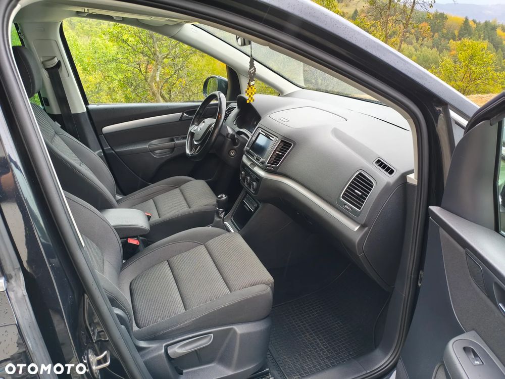 Volkswagen Sharan - 8