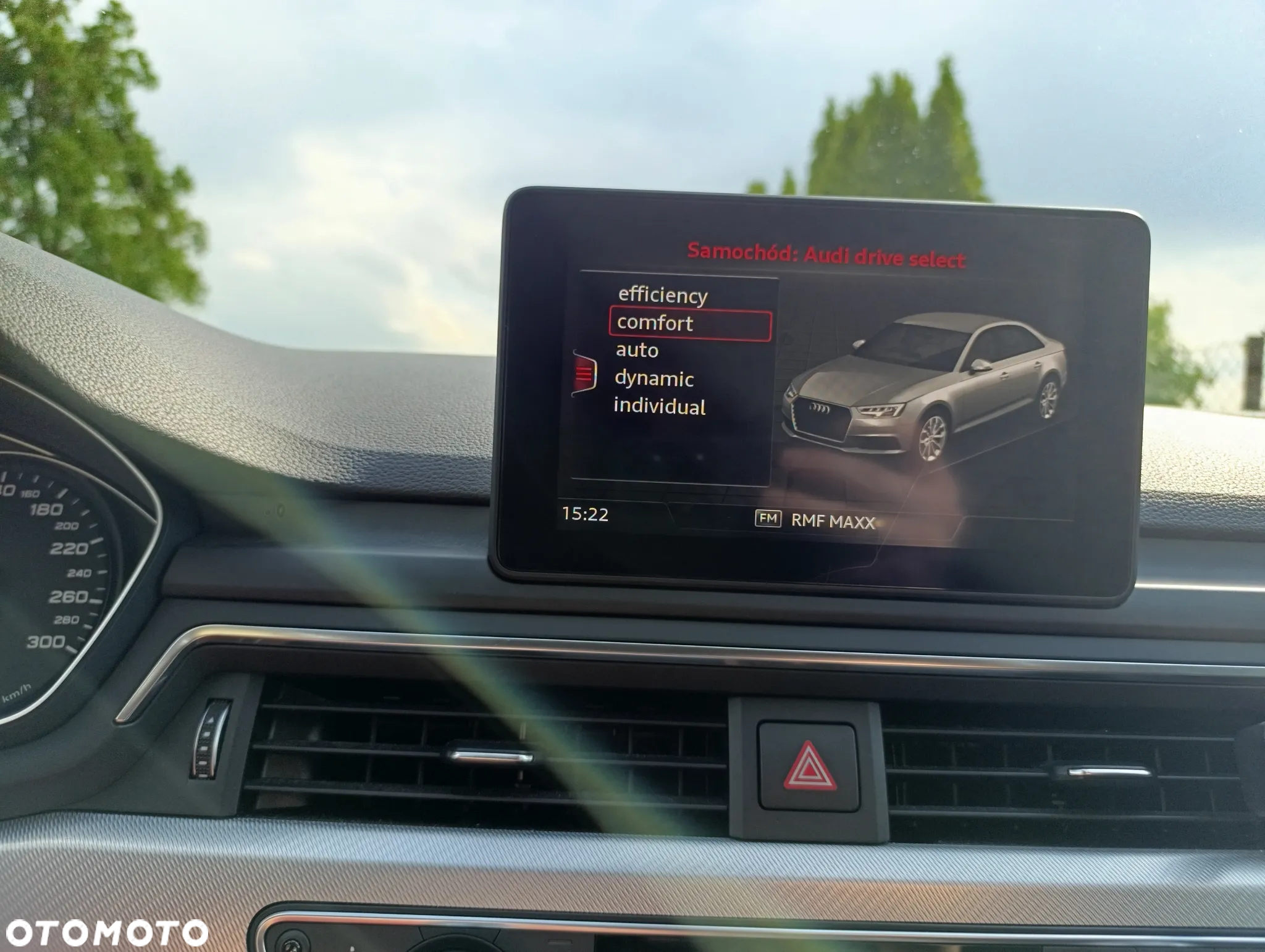 Audi A4 2.0 TDI S tronic - 28