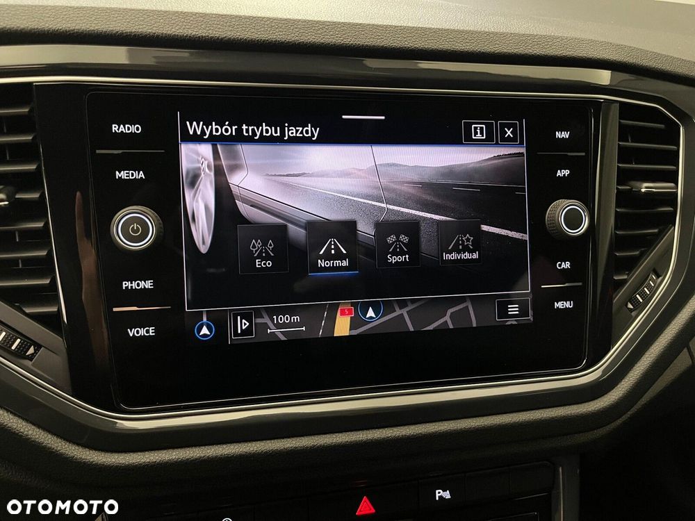 Volkswagen T-Roc 1.5 TSI GPF ACT Premium - 23