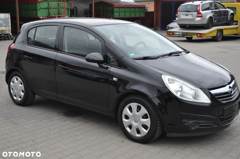 Opel Corsa 1.2 16V Cosmo - 3