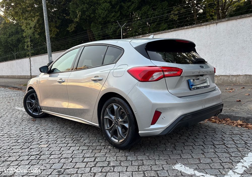 Ford Focus 1.0 EcoBoost MHEV ST-Line - 2