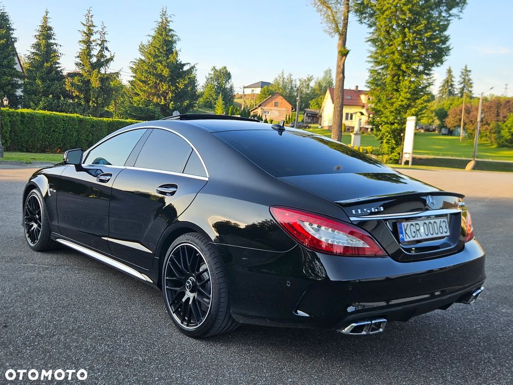 Mercedes-Benz CLS - 26