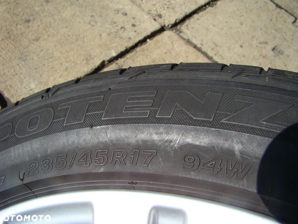 a374 5x112 VW Passat B6 B7 Eos Caddy V Touran 5T 7,5jx17 opony lato 235/45 - 12