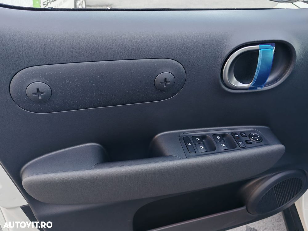 Hyundai Inster 49 kWh 115 CP Luxury - 9