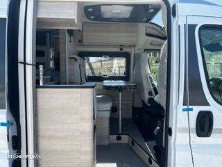 Rapido Van v68 - 5