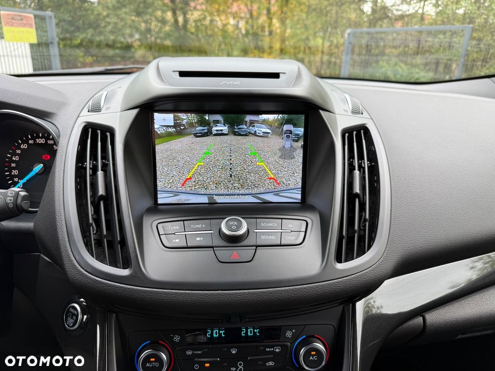 Ford Kuga 1.5 EcoBoost 2x4 ST-Line - 23