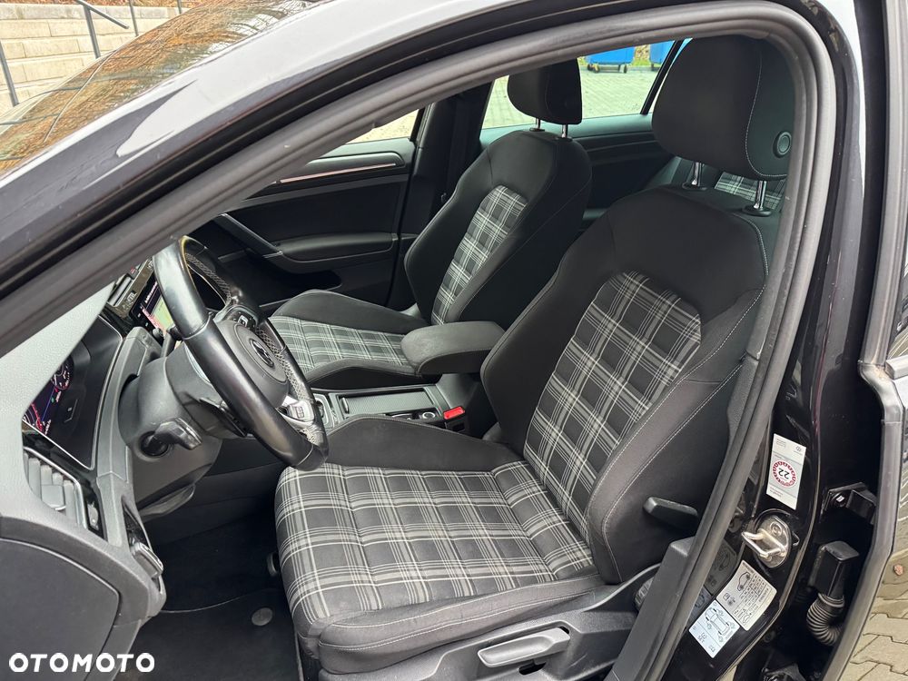 Volkswagen Golf ver-gtd-bluemotion-technology-dsg - 21