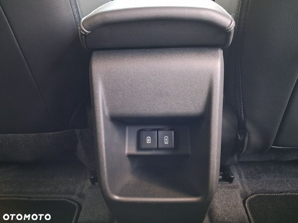 Toyota Urban Cruiser 61kWh Executive - 24