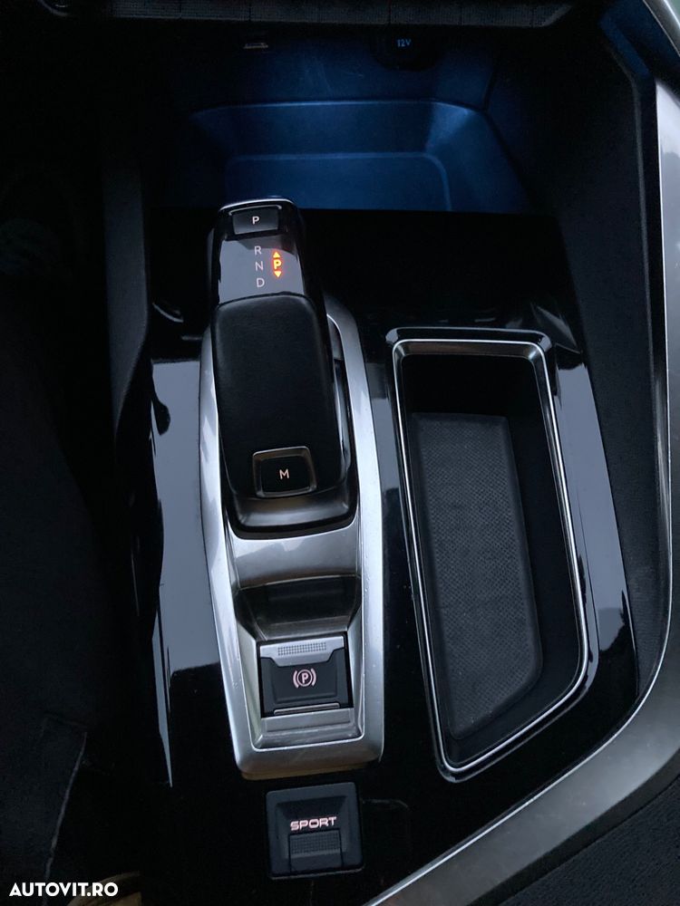 Peugeot 3008 BlueHDi 130 Stop & Start EAT8 Allure Business-Paket - 25