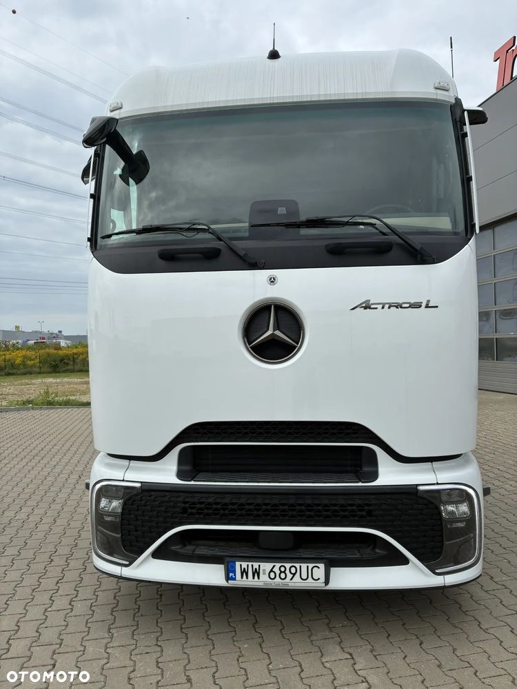 Mercedes-Benz Actros - 5
