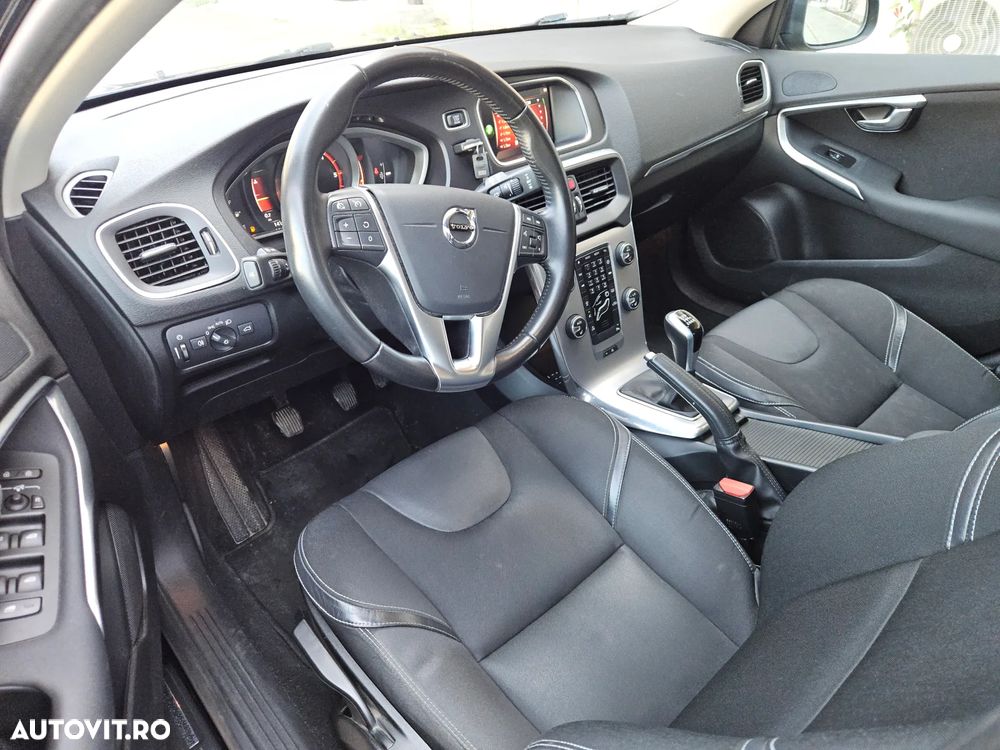 Volvo V40 D2 - 7