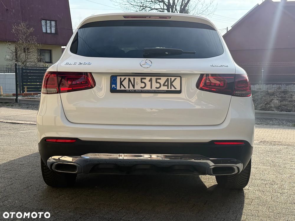 Mercedes-Benz GLC 250 4Matic 9G-TRONIC Exclusive - 6