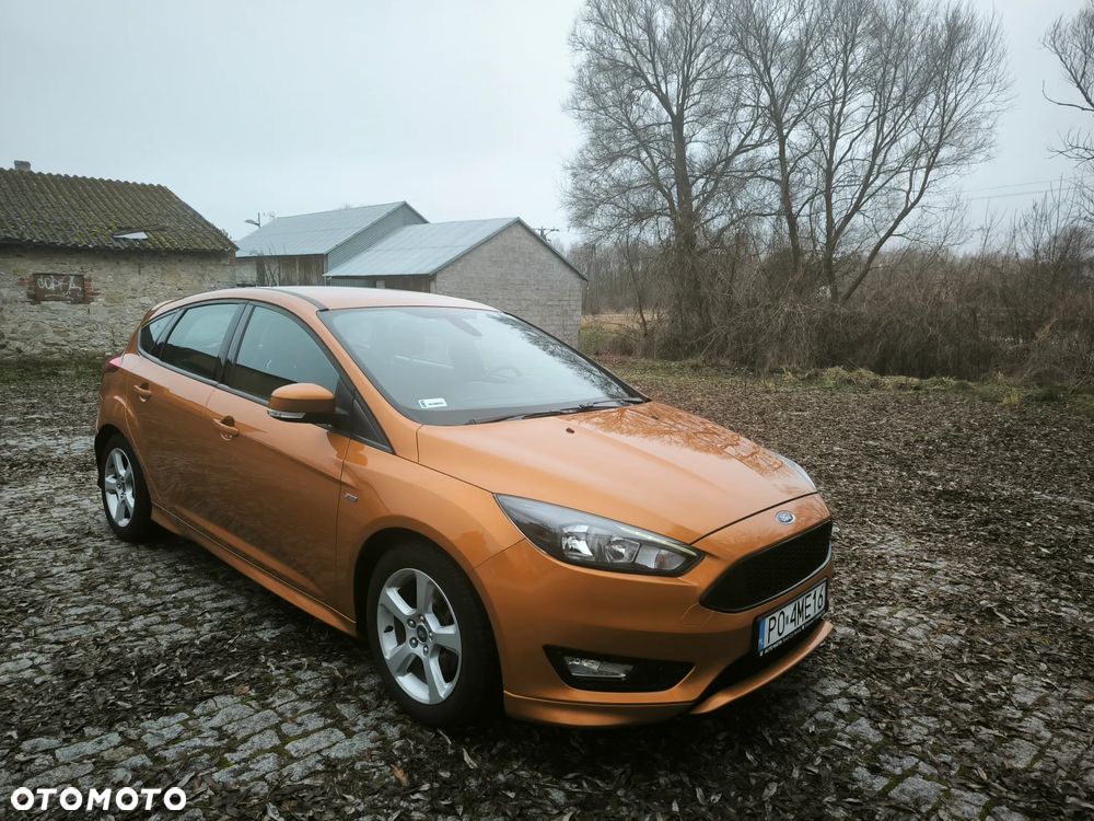 Ford Focus 1.5 TDCi ST-Line - 19