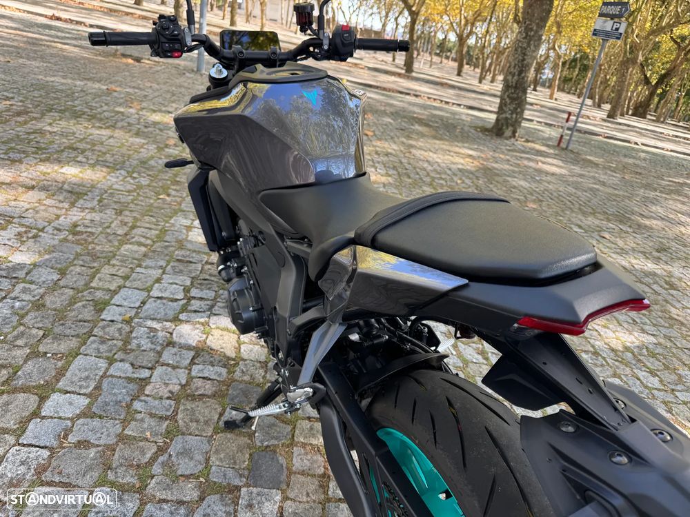 Yamaha MT-09 Y-AMT - 8