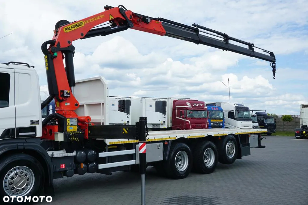 Scania / P 420  / 8 X 4 / TRIDEM / SKRZYNIOWY + HDS / PALFINGER PK 26002 /  WYS. 12 M / DŁ. 8 M - 23