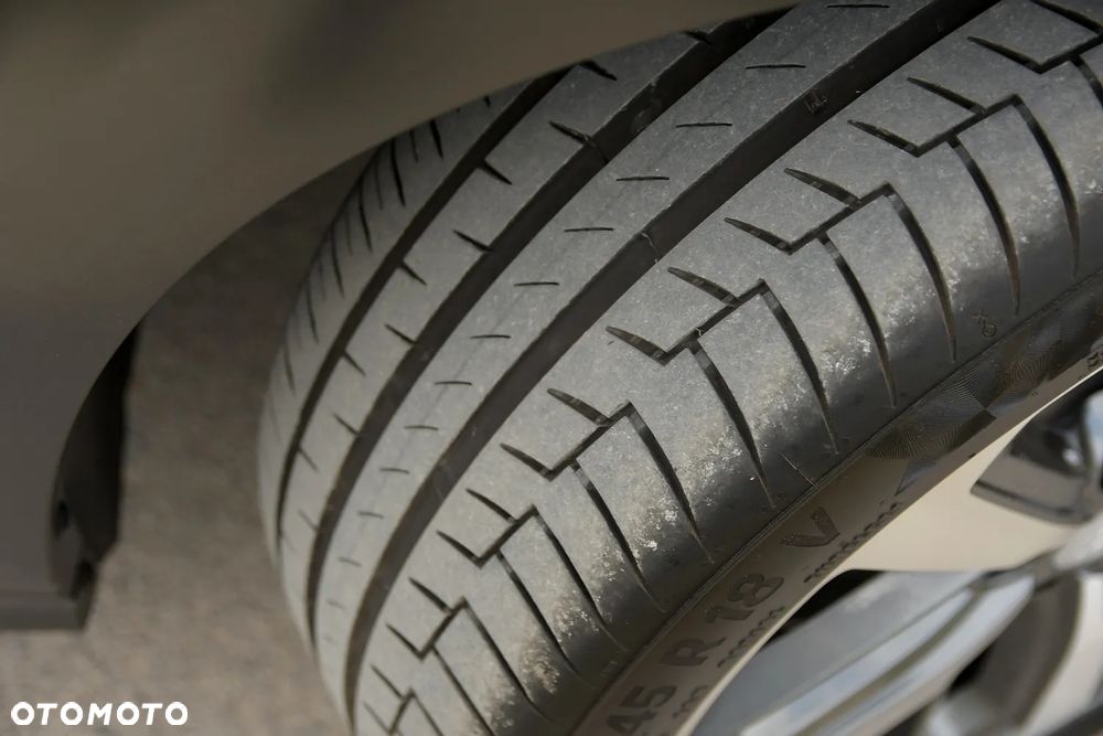 Hyundai Kona 1.6 T-GDI DCT Unique - 35