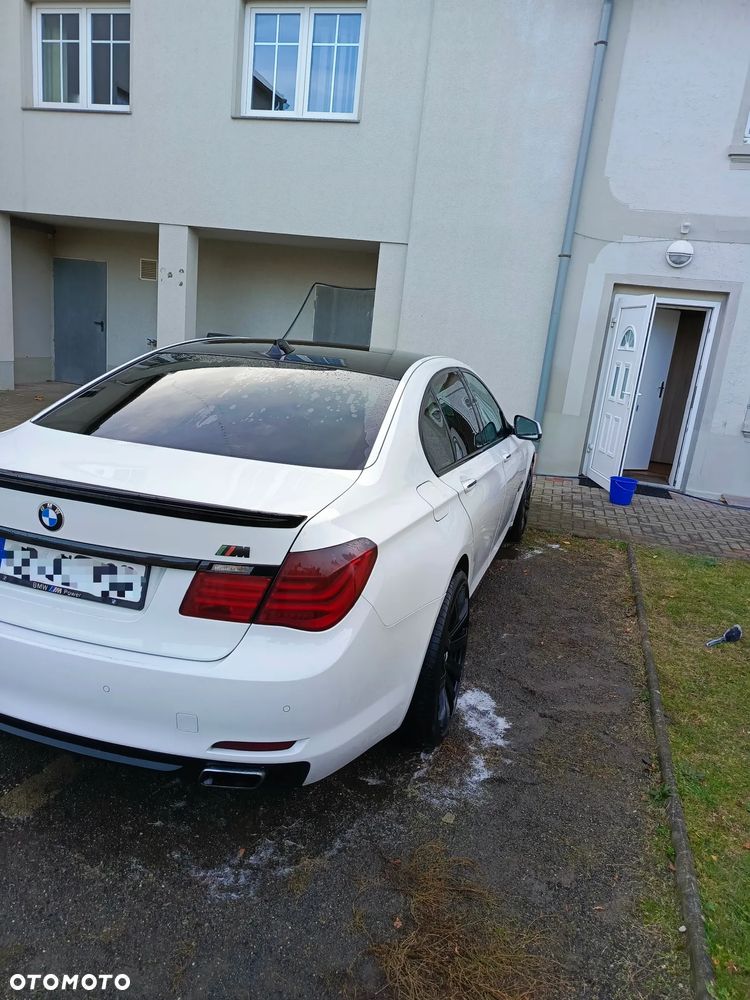 BMW Seria 7 740d - 5