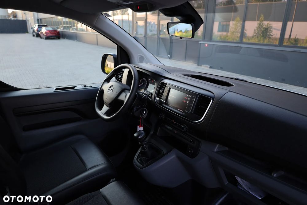 Opel Vivaro - 27