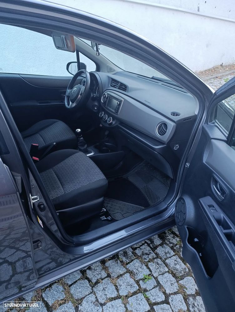 Toyota Yaris 1.4 D-4D ACtive+AC 99g - 5