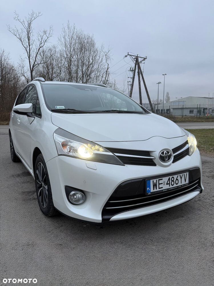 Toyota Verso 1.8 Premium 7os MS - 10