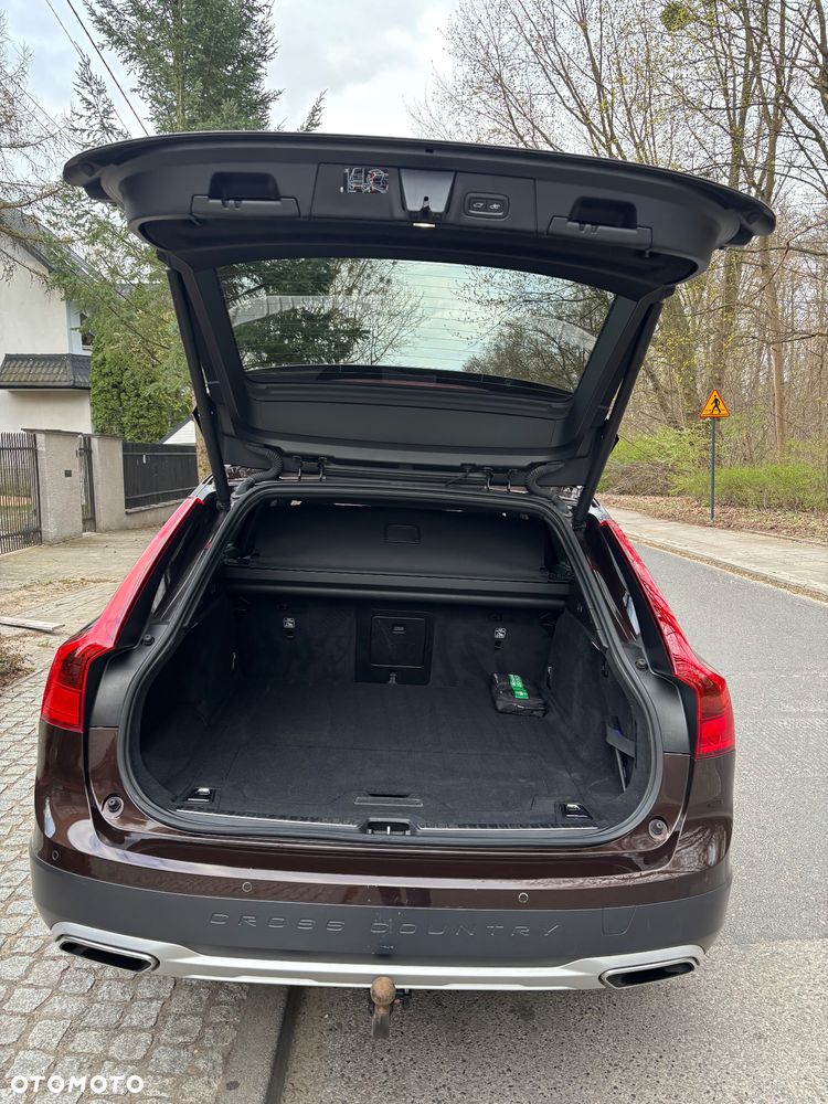 Volvo V90 D5 SCR AWD Momentum Pro - 11