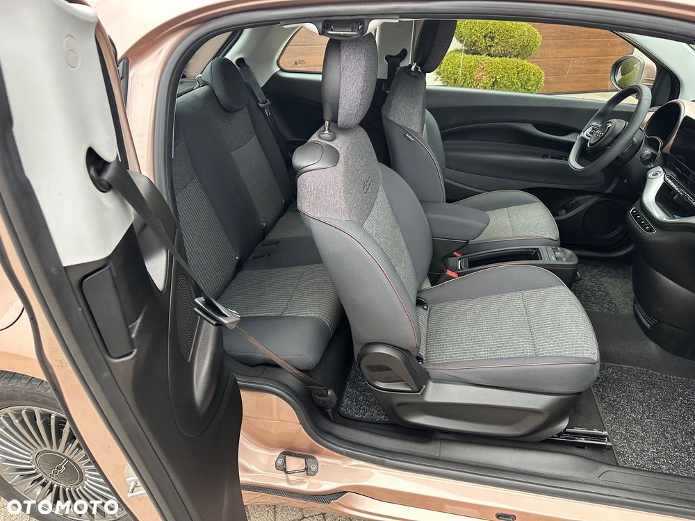 Fiat 500e - 12