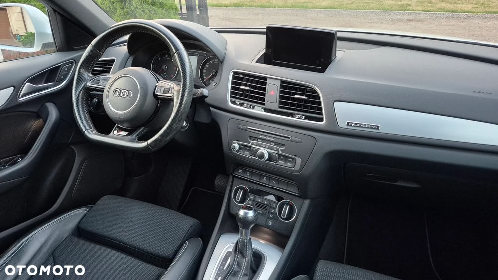 Audi Q3 2.0 TDI Quattro S tronic sport - 36
