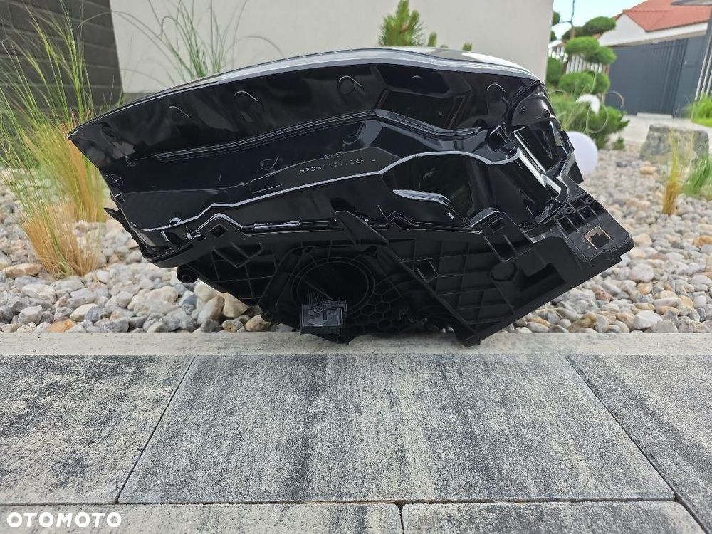AUDI Q3 83A Lampa lewa przód Full Led Matrix HD 83A941035 Chrom 2020 - 7