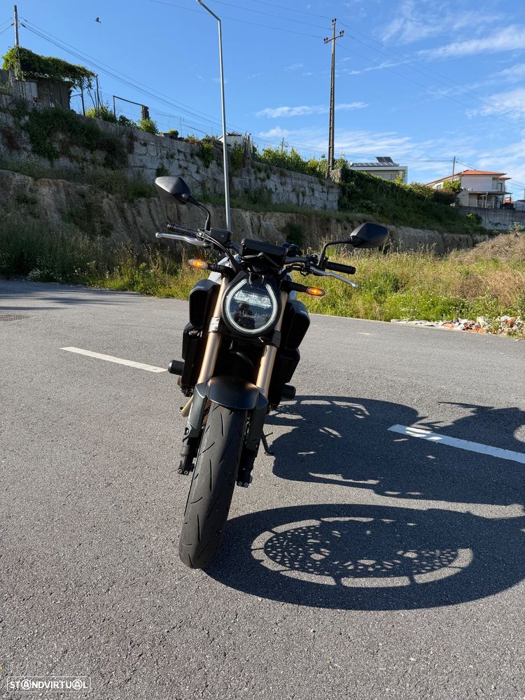 Honda CB - 11