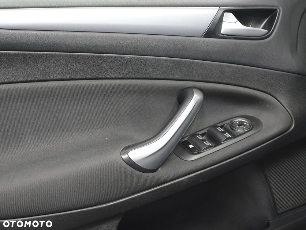 Ford Mondeo 1.6 TDCi Trend - 19