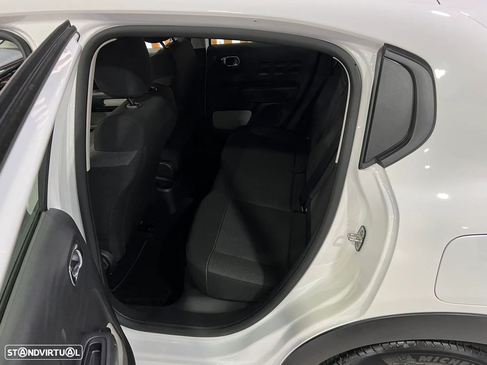 Citroën C3 1.2 PureTech Plus - 12