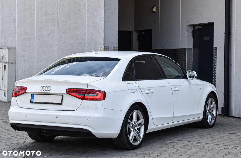 Audi A4 Limousine - 21