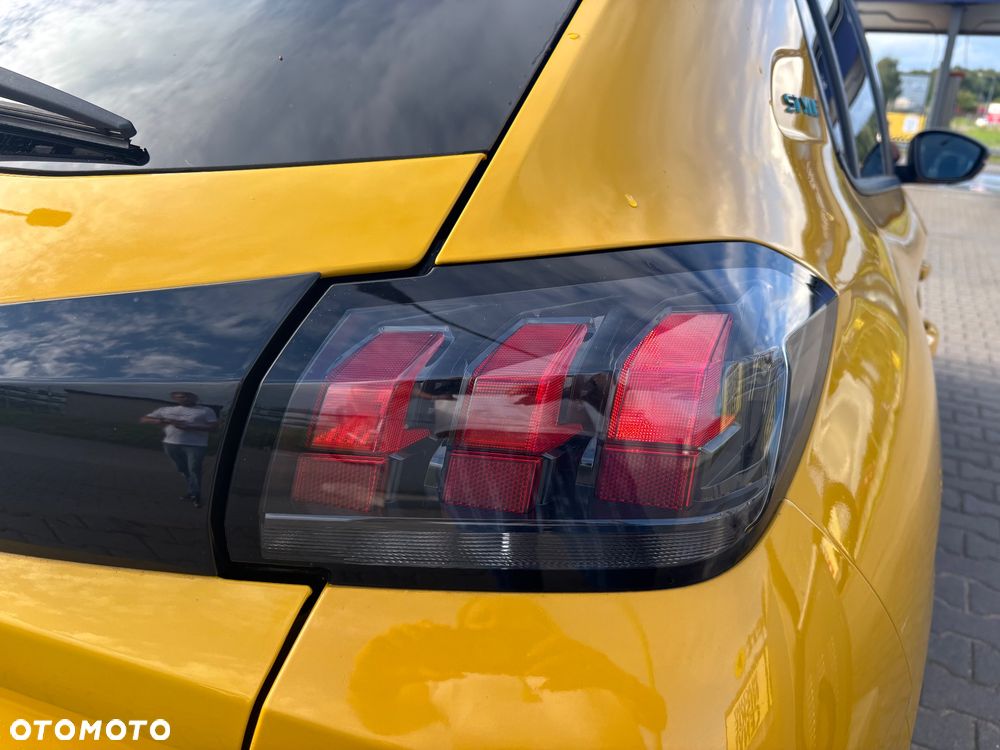 Peugeot 208 - 6