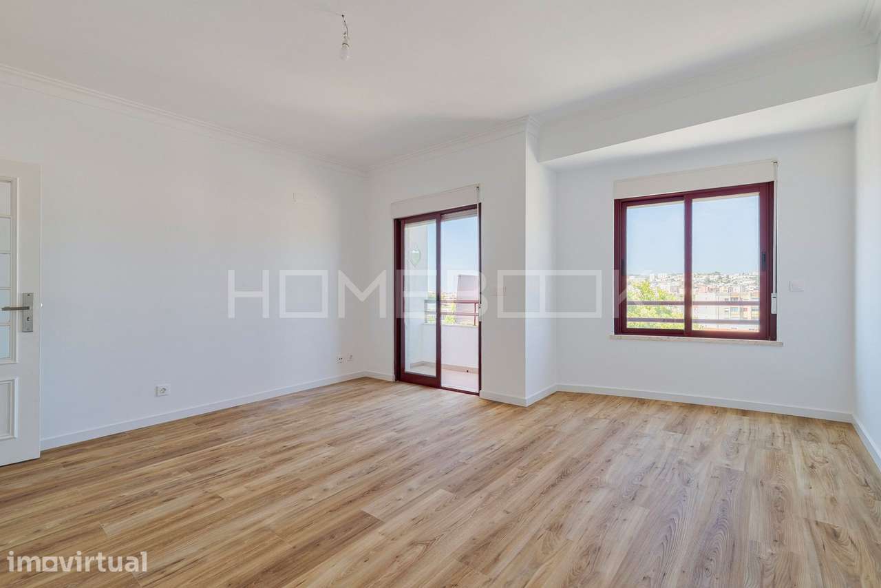 Apartamento T3 Renovado, vista rio e serra, em Setúbal - Grande imagem: 3/27