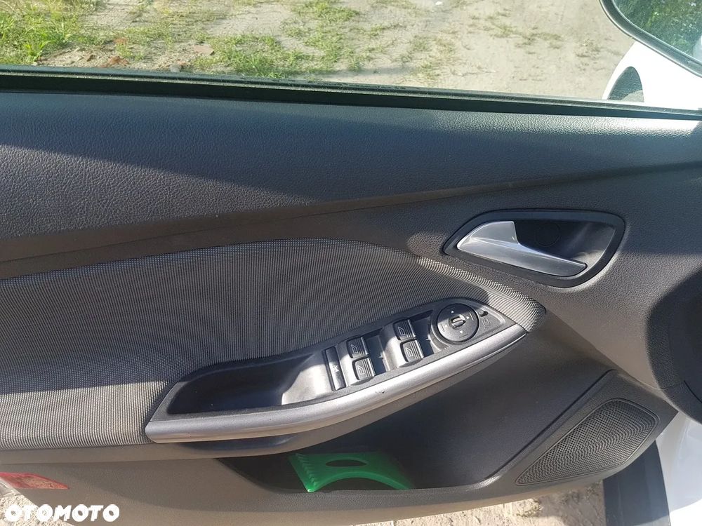 Ford Focus - 14