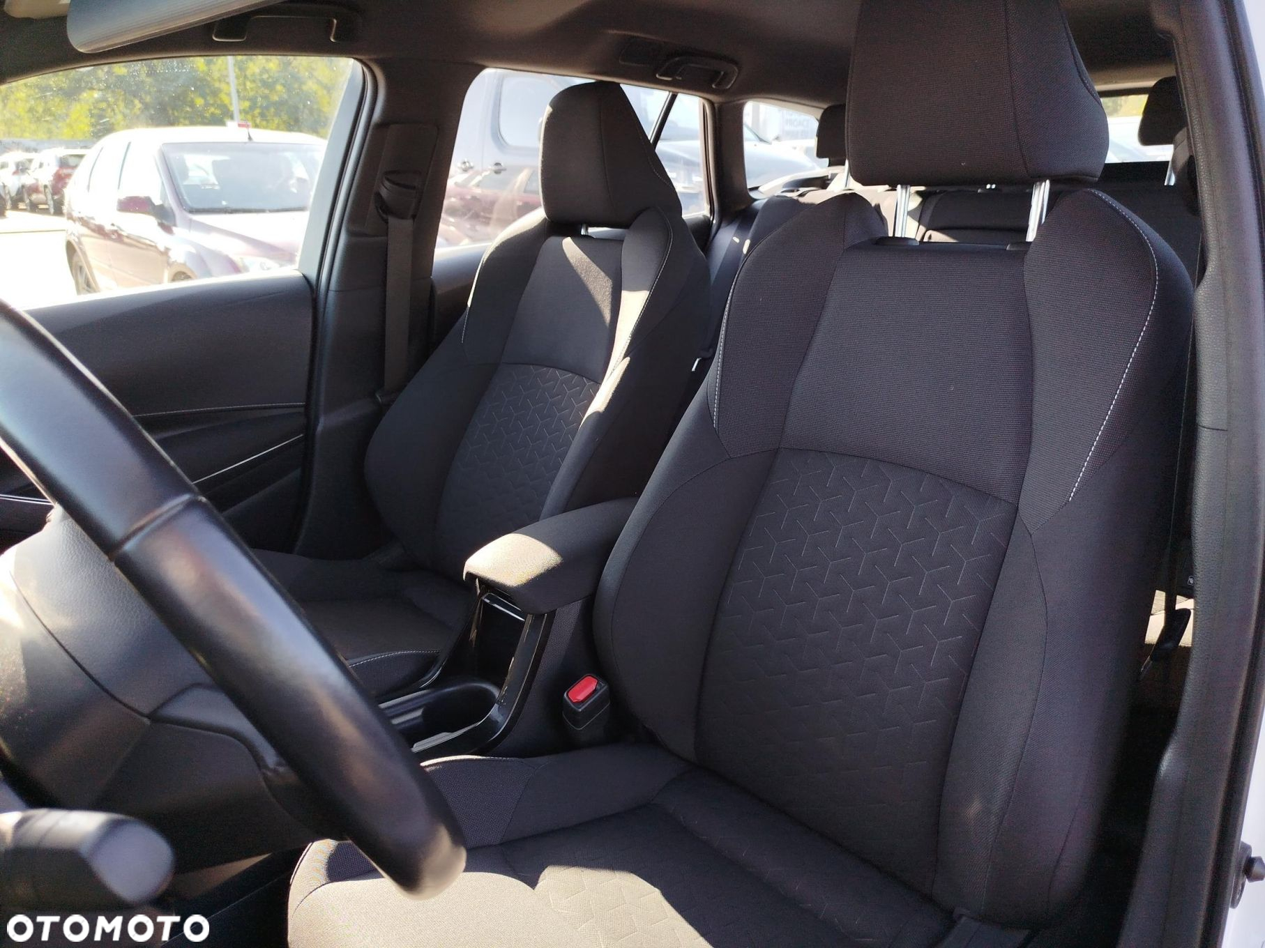 Toyota Corolla - 11