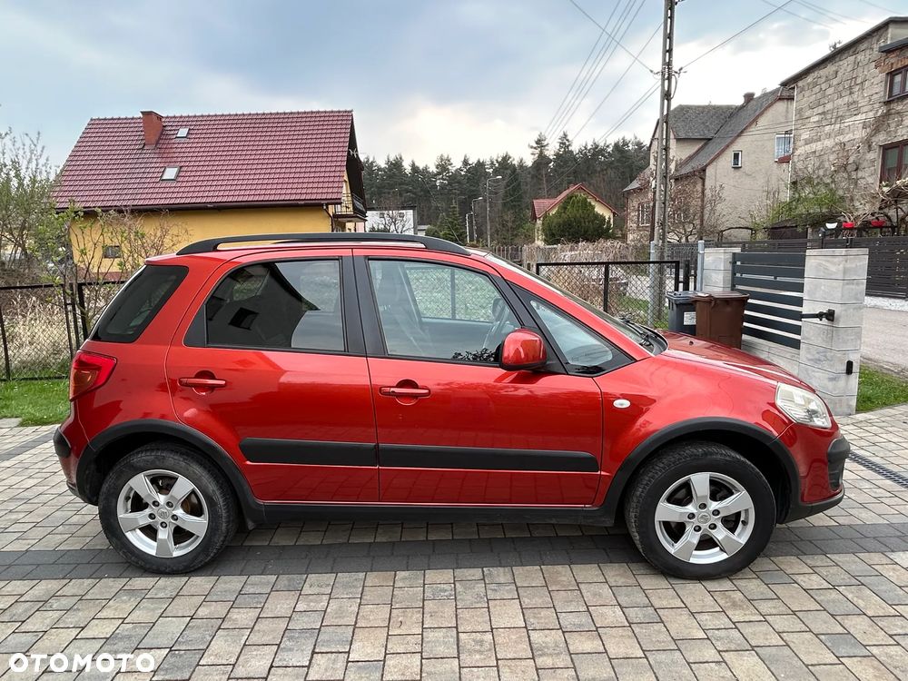 Suzuki SX4 1.6 Premium 4WD - 10